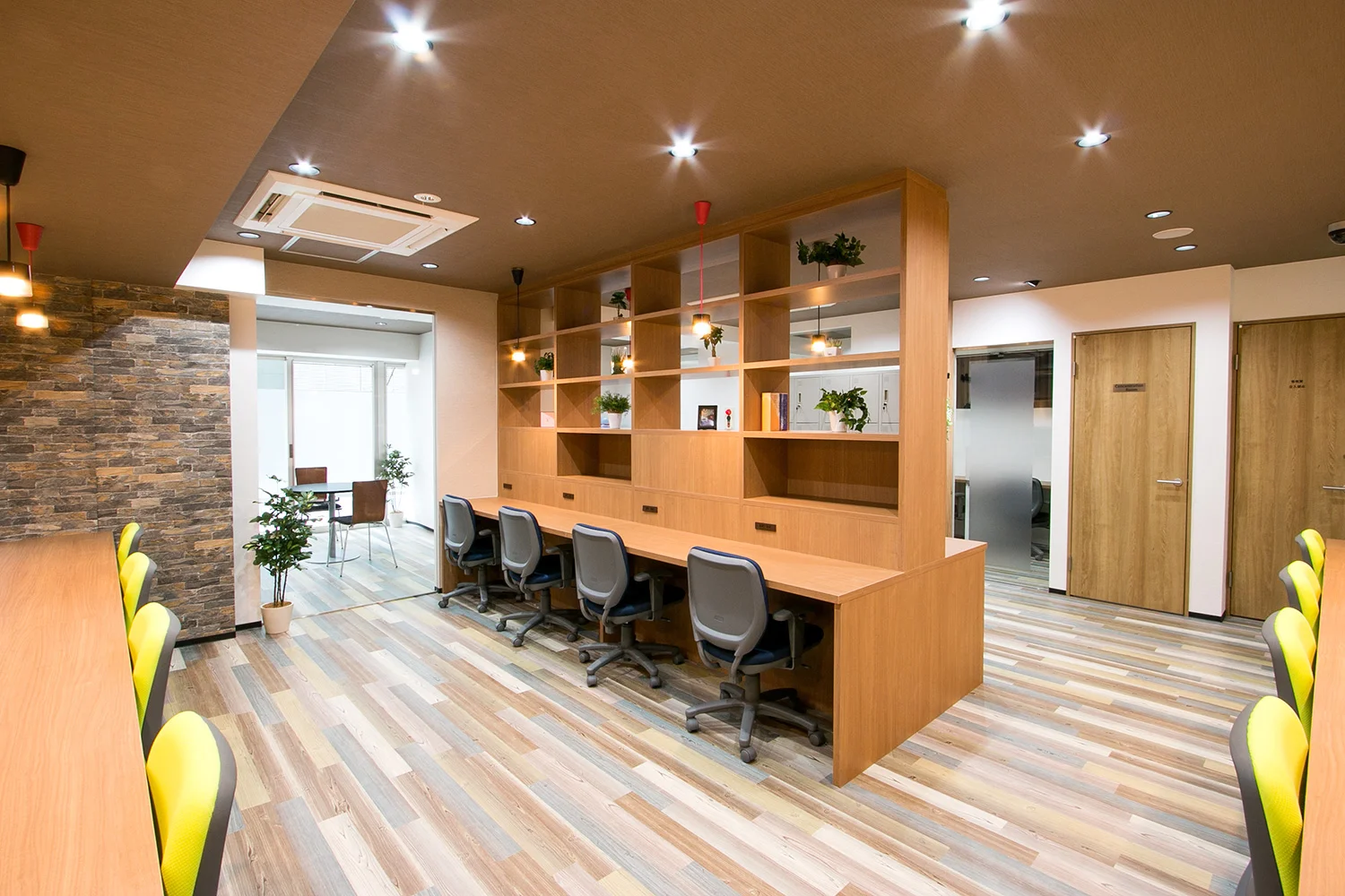 BIZcomfort神保町 サムネイル2