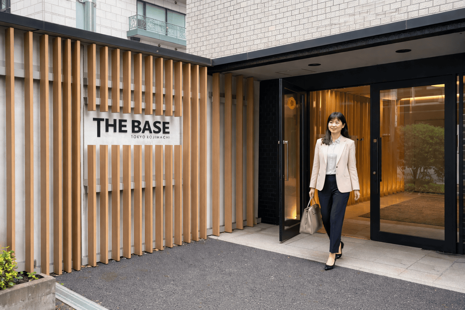 THE HUB 麹町