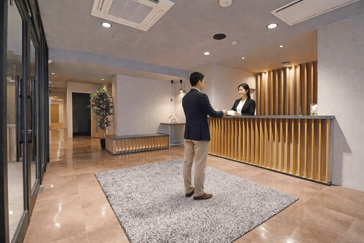 THE HUB 麹町 サムネイル4