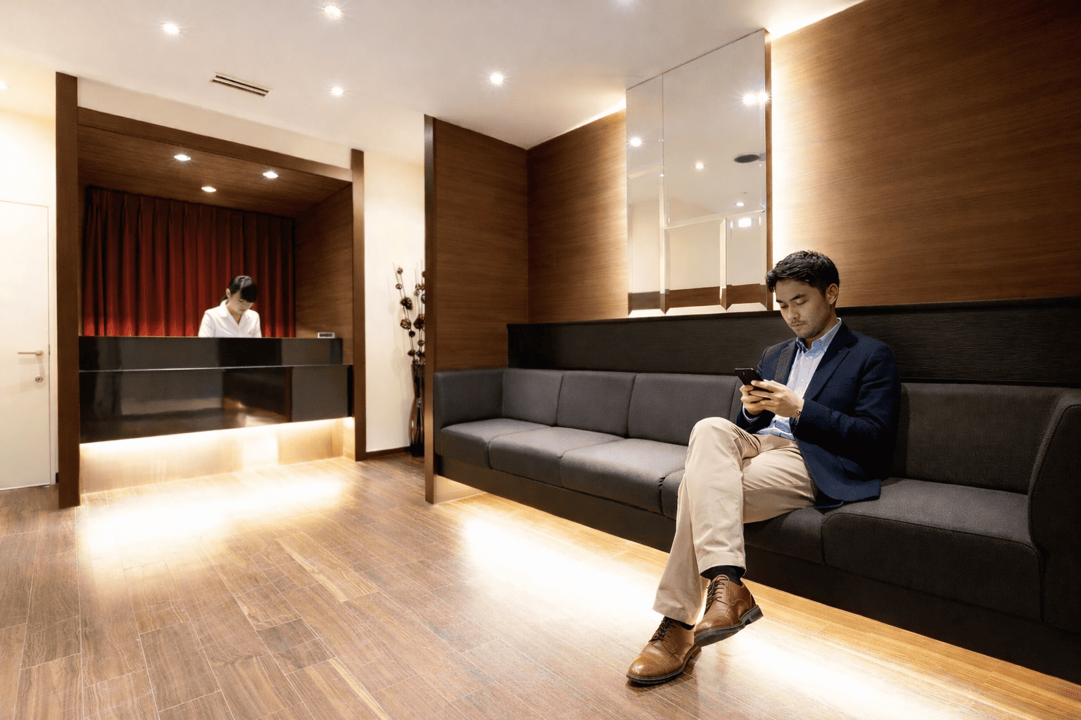 THE HUB 日本橋大伝馬町