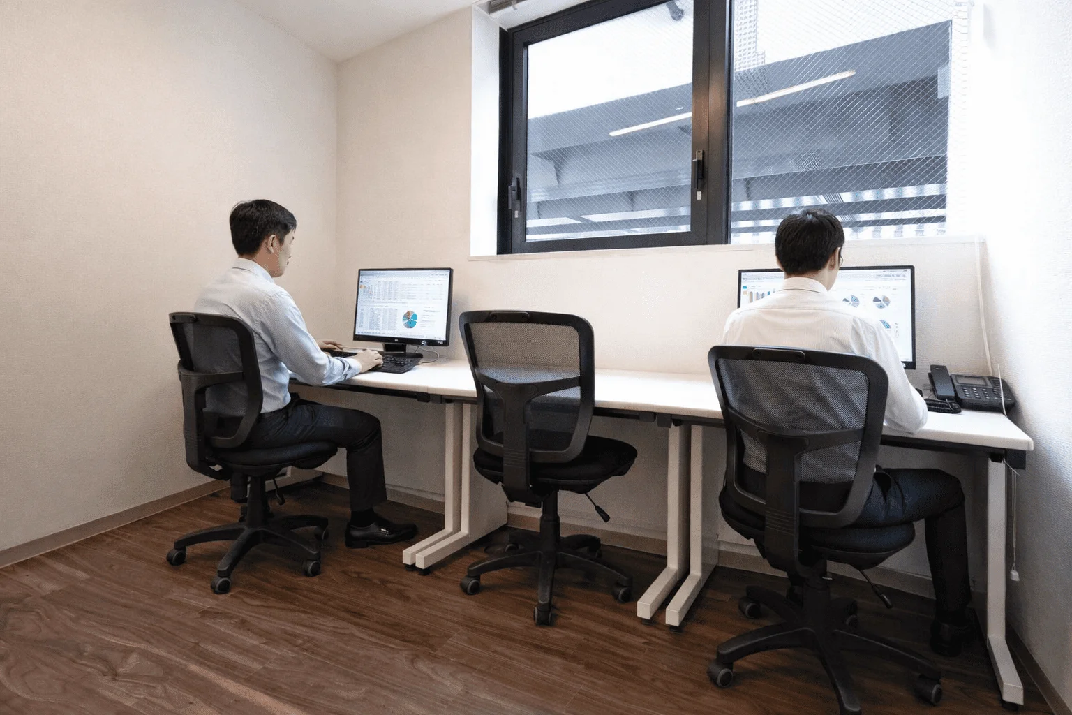 THE HUB 日本橋茅場町 サムネイル7