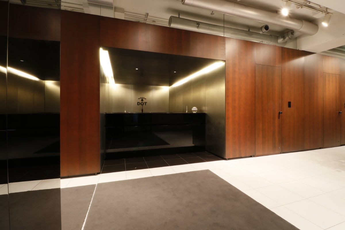 THE HUB 広尾