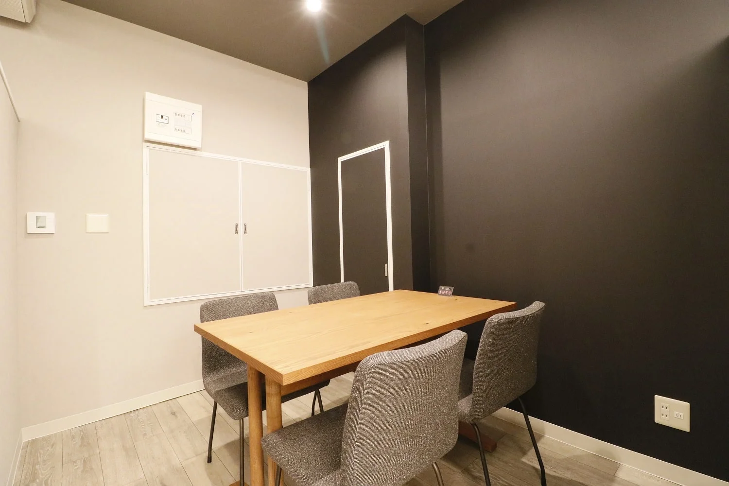 THE HUB 神田小川町 サムネイル3