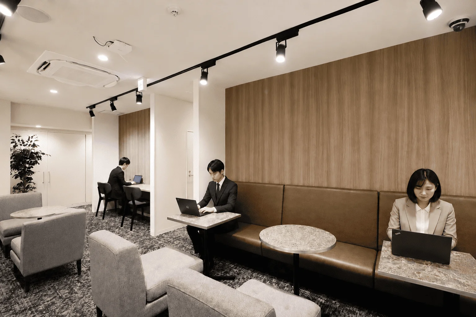 THE HUB 横浜桜木町