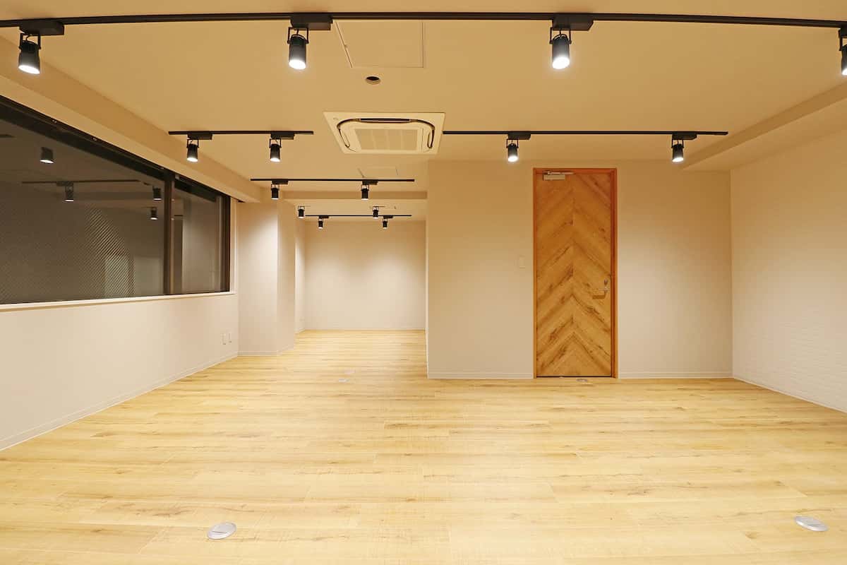 THE BASE 南青山
