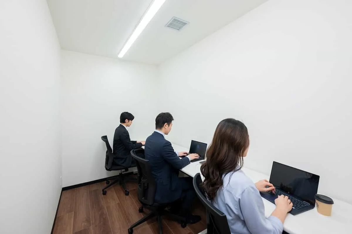 THE HUB 新宿西口 サムネイル8