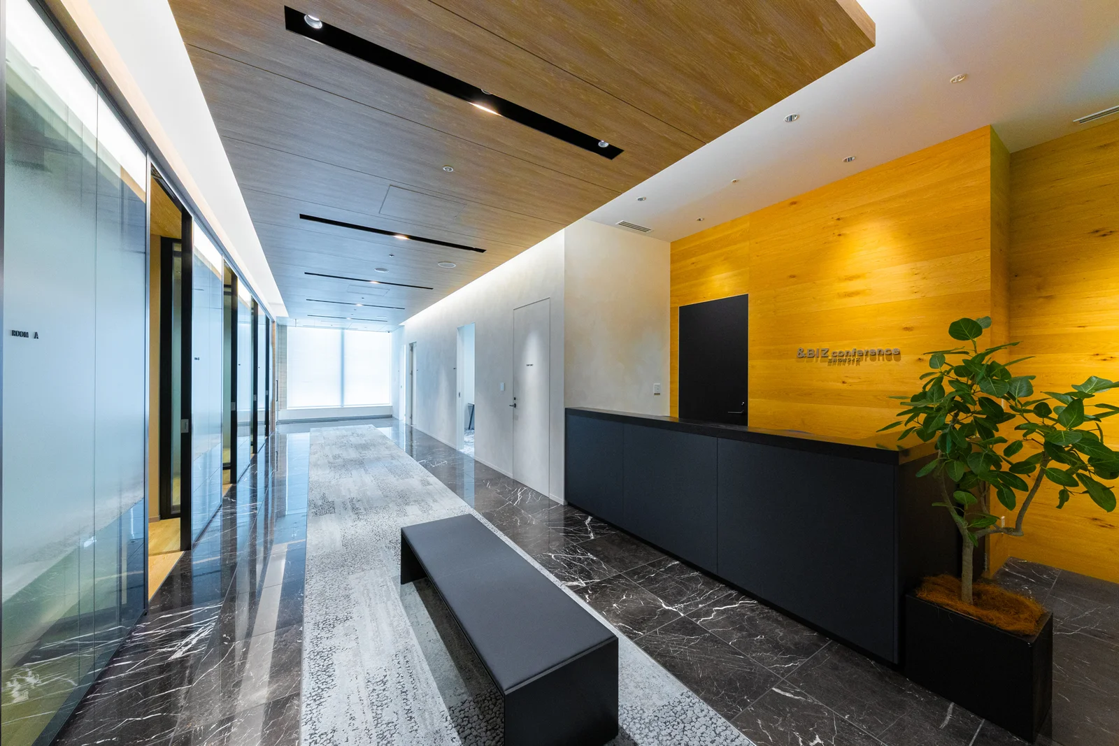 ＆BIZ conference・＆BIZ lounge 日本橋室町三井タワー サムネイル2