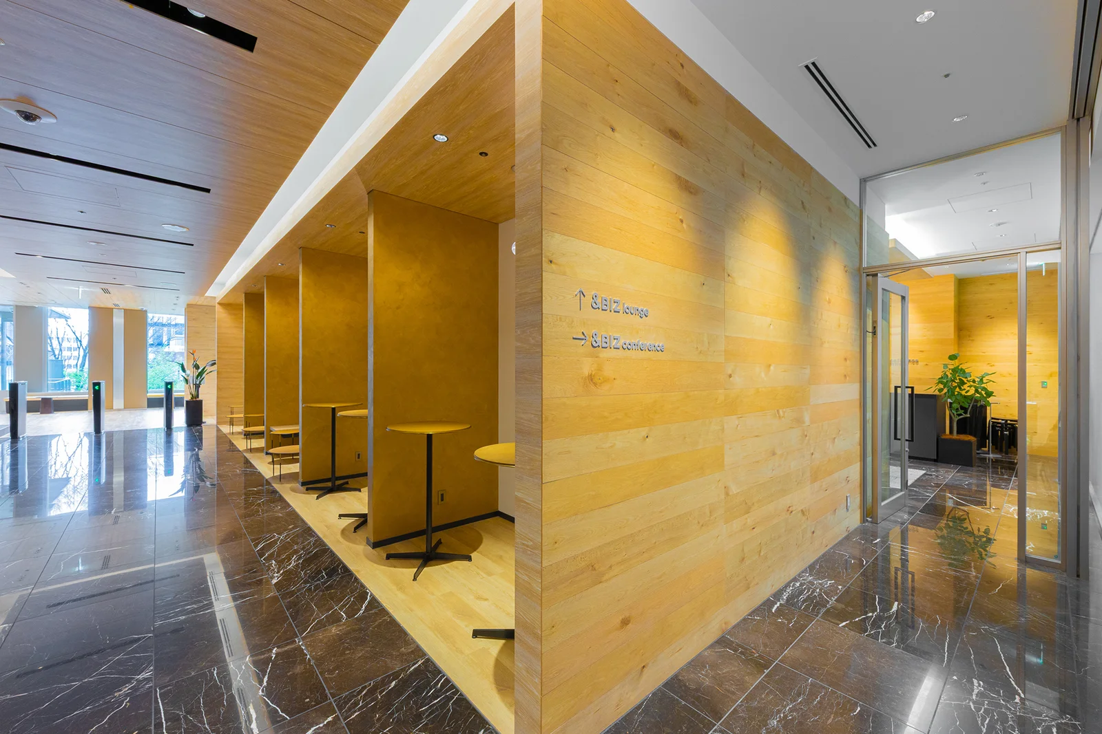 ＆BIZ conference・＆BIZ lounge 日本橋室町三井タワー サムネイル3