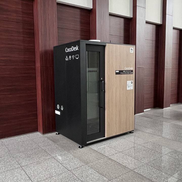 【提携】CocoDesk 台場ガーデンシティビル　1Fエントランスホール