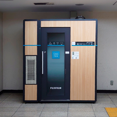【提携】CocoDesk 京王八王子駅 西口 B2Fエレベーター前