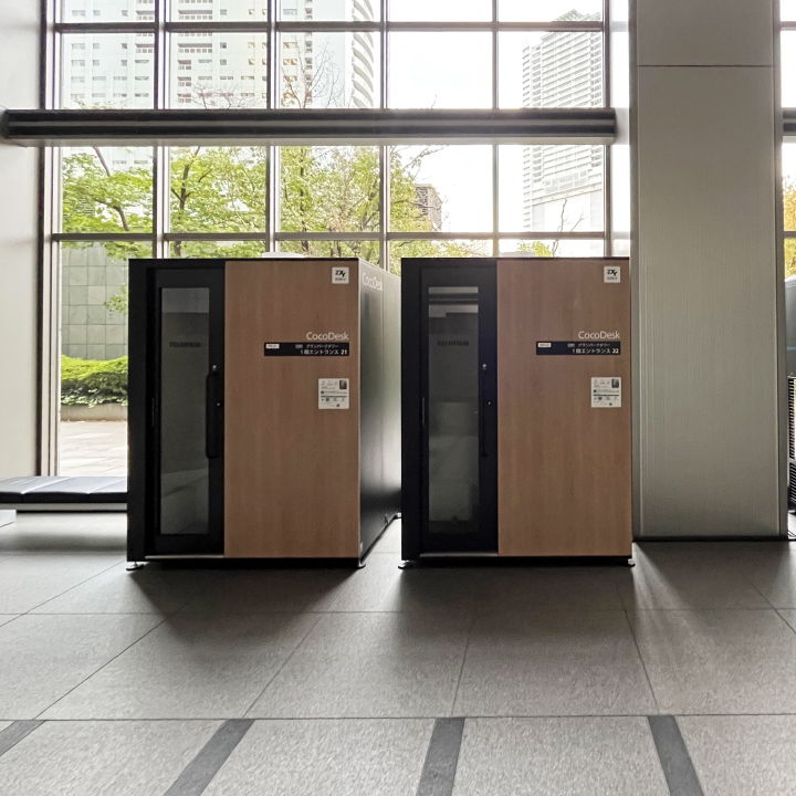 【提携】CocoDesk 田町 グランパークタワー 1階エントランス